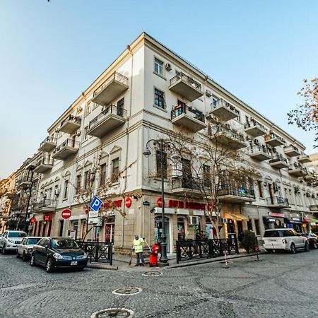 M Estate 1 Room Targovu Baku Exterior photo